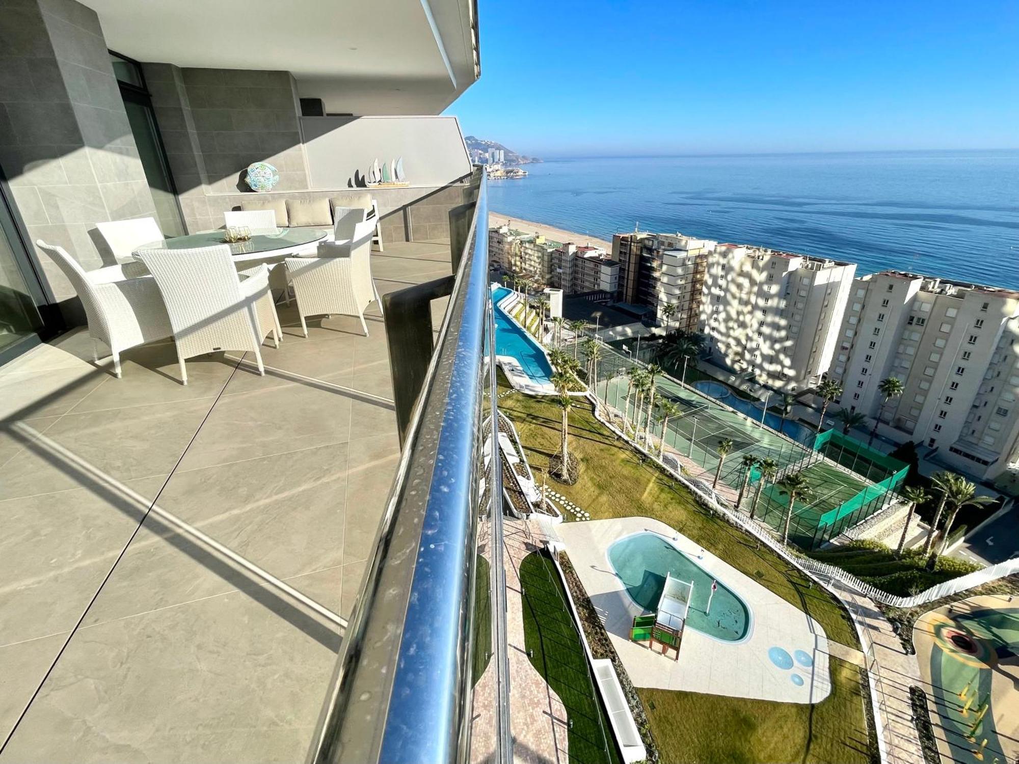 Luxury Apartment Sunset Cliffs Бенідорм Екстер'єр фото