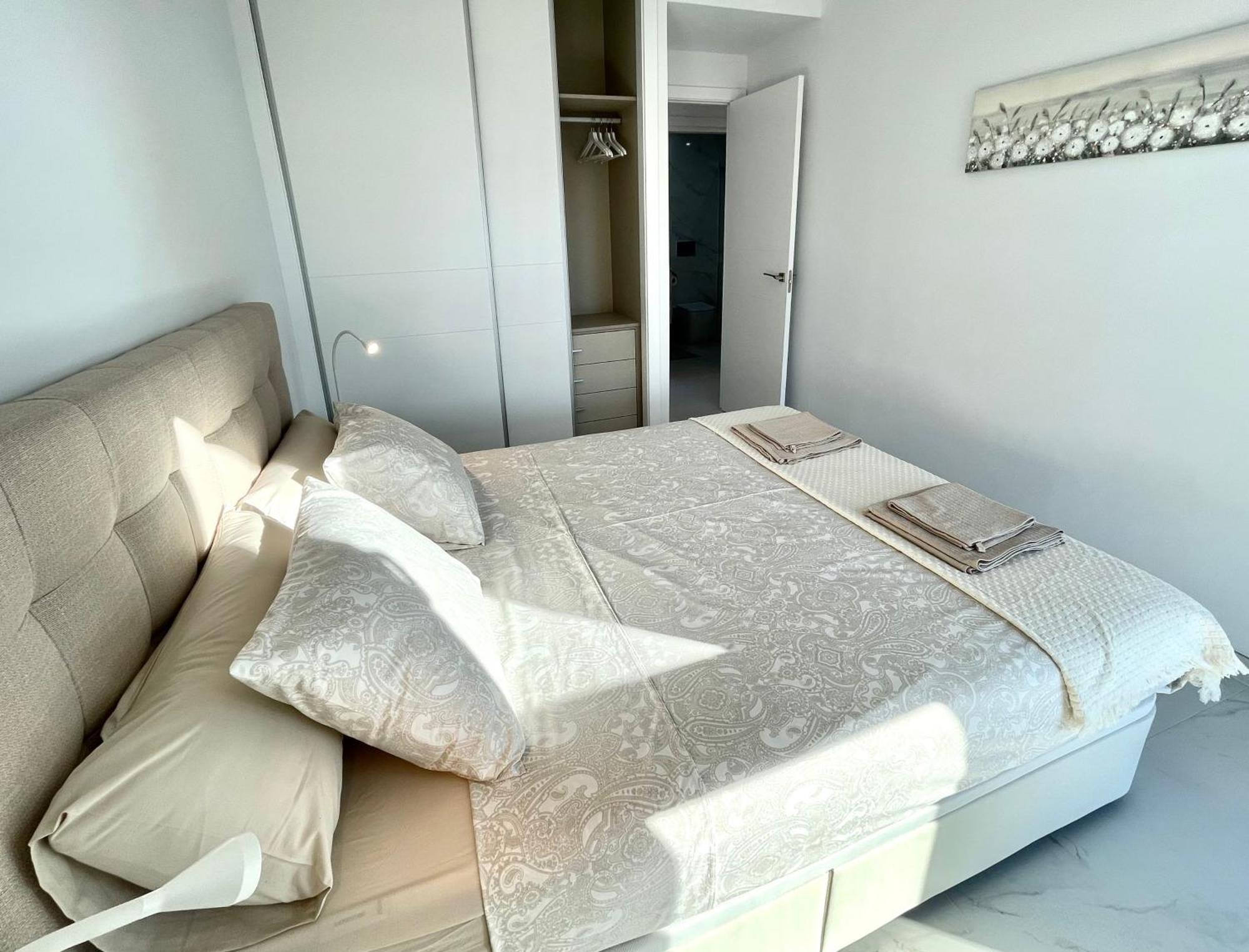Luxury Apartment Sunset Cliffs Бенідорм Екстер'єр фото