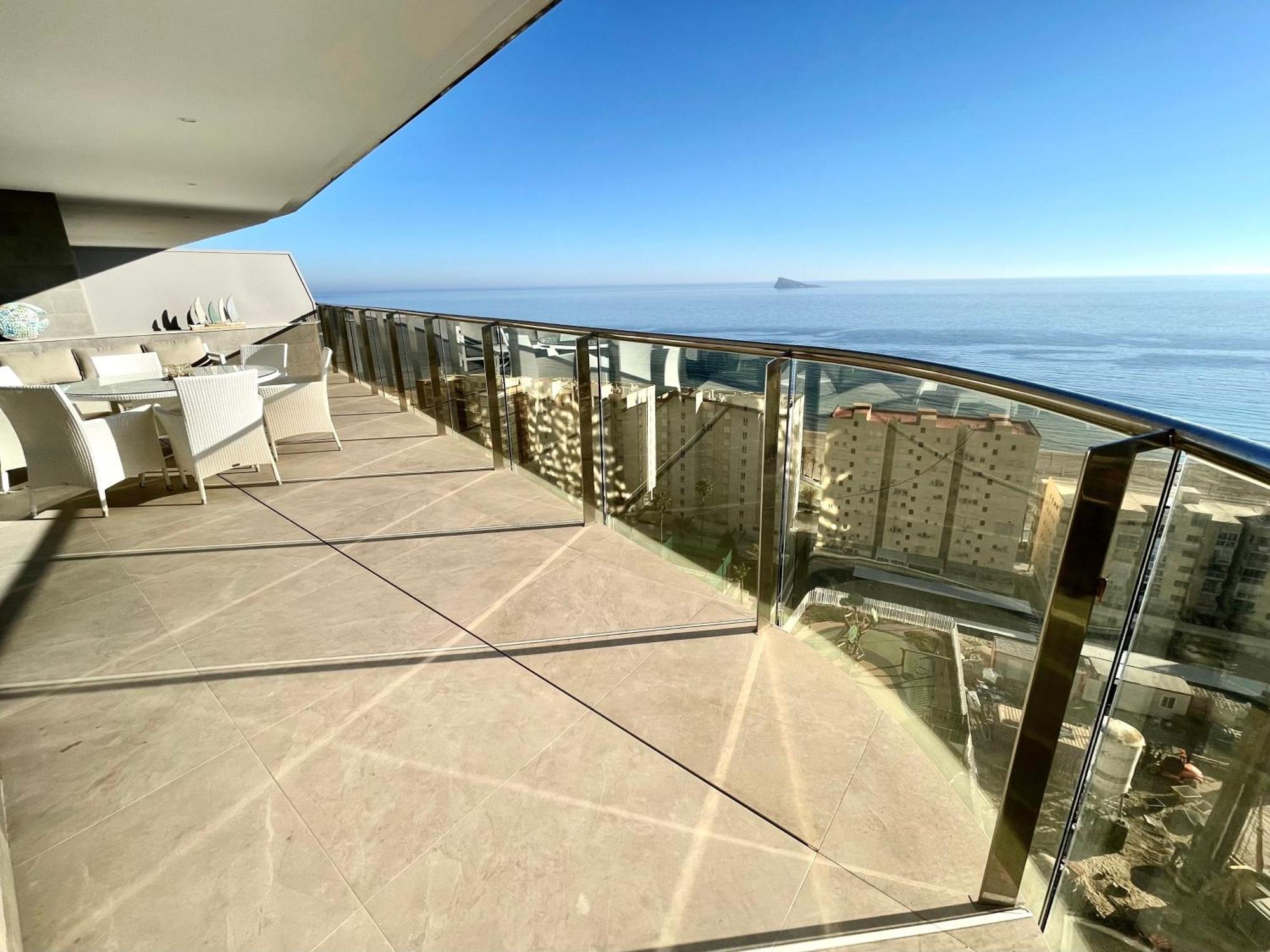 Luxury Apartment Sunset Cliffs Бенідорм Екстер'єр фото